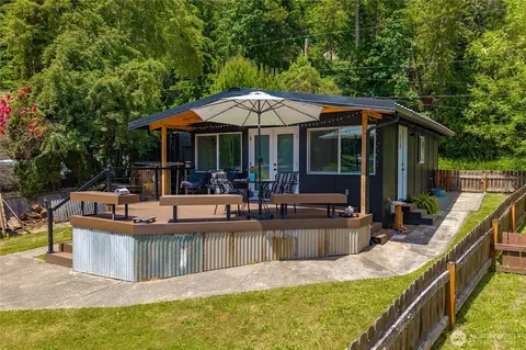 38717 Orville Rd E, Eatonville, WA 98328