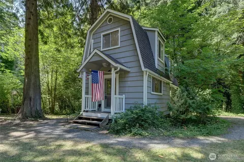 5618 NE Arrowhead Pl, Poulsbo, WA 98370