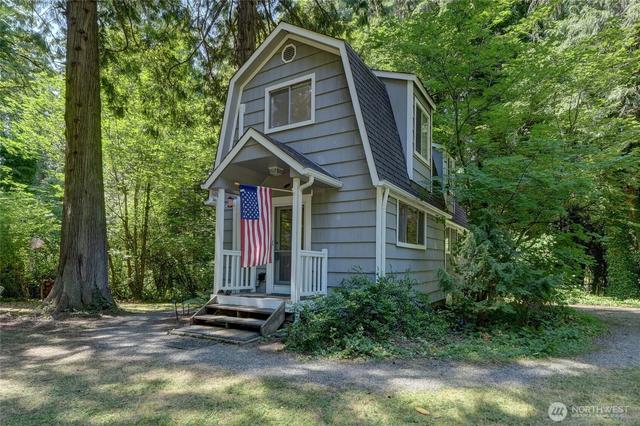 5618 NE Arrowhead Pl, Poulsbo, WA 98370