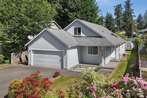 12618 Naomilawn Dr SW, Lakewood, WA 98498