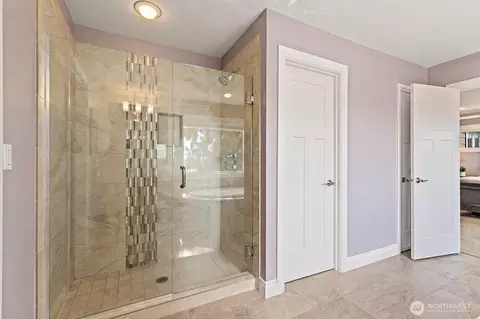 Bath - 20213 126th Ave NE, Bothell, WA 98011 photo 3 of 4