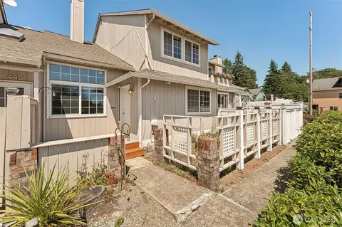 442 E 31st St #D3, Bremerton, WA 98310