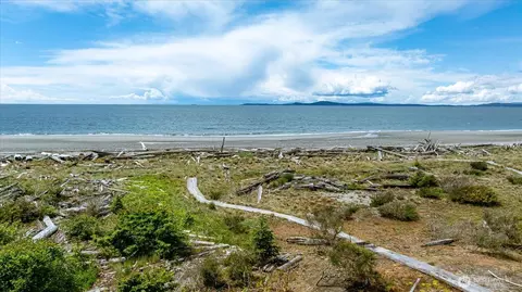 4560 Rolling Dunes Ln, Oak Harbor, WA 98277