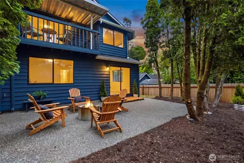 3519 NE 95th St, Seattle, WA 98115