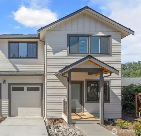 313 SE Andrews St, Issaquah, WA 98027