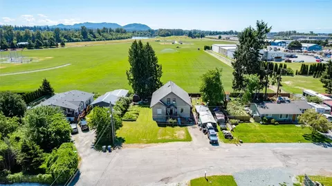 810 Cul De Sac Ave, Burlington, WA 98233