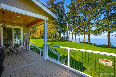 Exterior - 9367 Marshall Rd, Bow, WA 98232 photo 2 of 5
