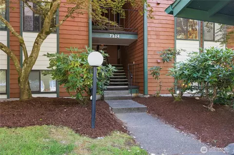 7324 N Skyview Pl #E104, Tacoma, WA 98406