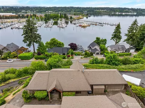 812 San Francisco Ave NE, Olympia, WA 98506