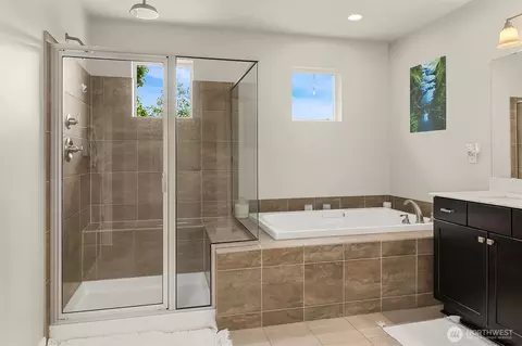 Bath - 3607 178th St SE, Bothell, WA 98012 photo 3 of 4
