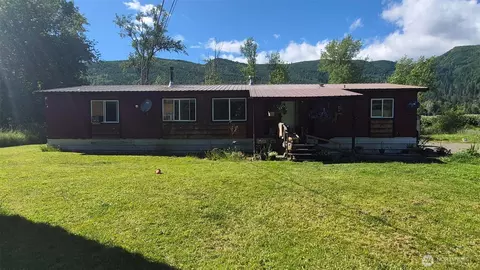 135 Frost Creek Rd, Glenoma, WA 98336