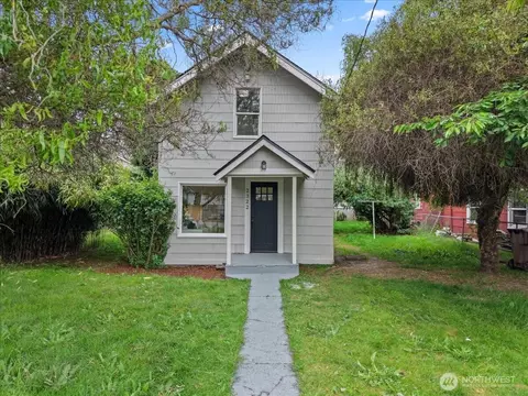 2322 S Ash St, Tacoma, WA 98405