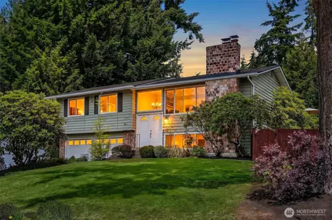 10704 126th Ave NE, Kirkland, WA 98033
