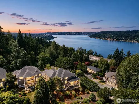 11022 SE 61st Pl, Bellevue, WA 98006