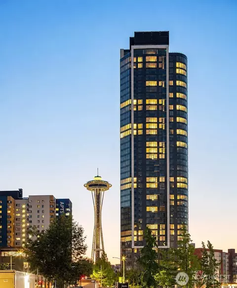 2510 6th Ave #501, Seattle, WA 98121