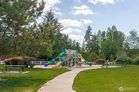 View/Area - 15509 38th Dr SE, Bothell, WA 98012 photo 4 of 4