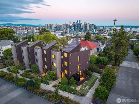 301 Lee St, Seattle, WA 98109