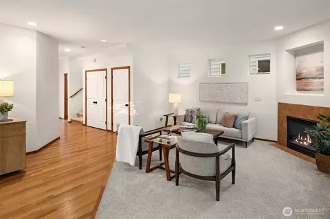Living - 18318 34th Ave SE, Bothell, WA 98012 photo 4 of 6