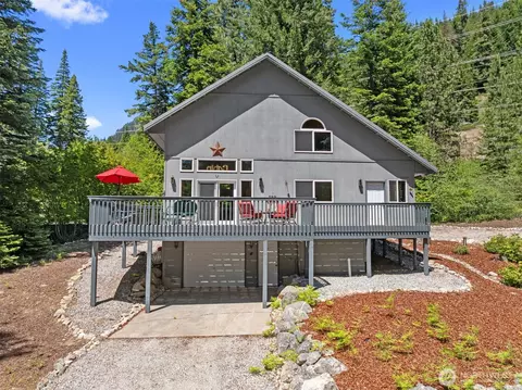 18044 Nason Ridge Rd, Leavenworth, WA 98826