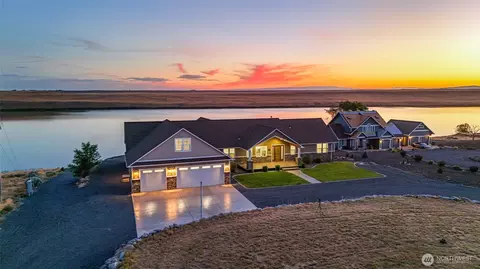 7328 Stonecrest Rd NE, Moses Lake, WA 98837