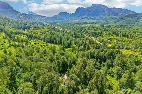 42215 May Creek Rd, Gold Bar, WA 98251