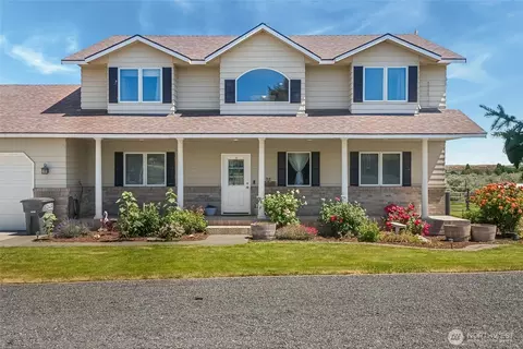 5621 Road J4 NE, Moses Lake, WA 98837