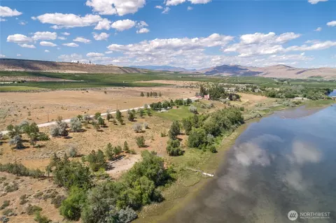 300 Monse River Rd, Brewster, WA 98812