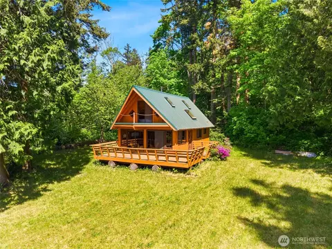 149 Eliza Is, Bellingham, WA 98226