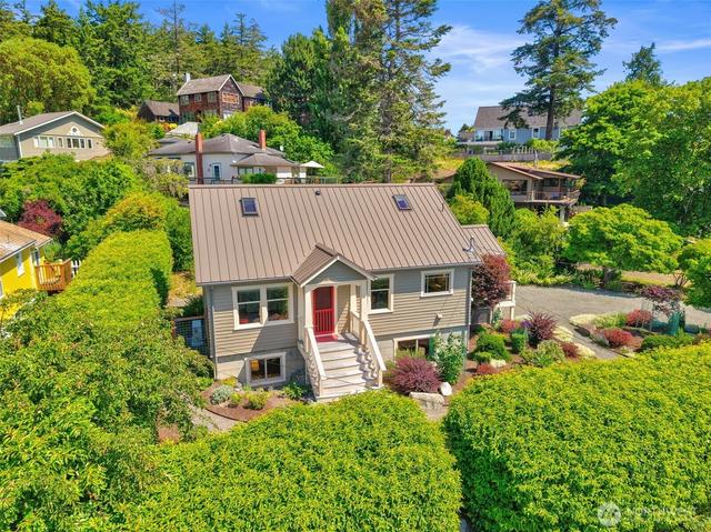1018 Taft St, Port Townsend, WA 98368