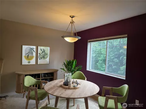 Dining - 18930 Bothell Everett Hwy #H303, Bothell, WA 98012 photo 1 of 1