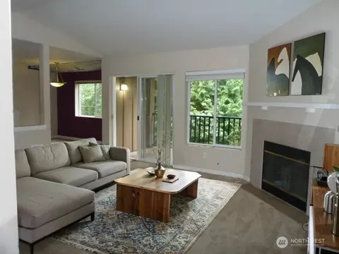 Living - 18930 Bothell Everett Hwy #H303, Bothell, WA 98012 photo 1 of 3