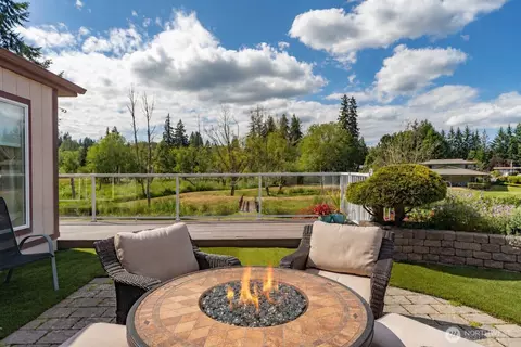 532 NW Silver Glen Ln, Bremerton, WA 98311