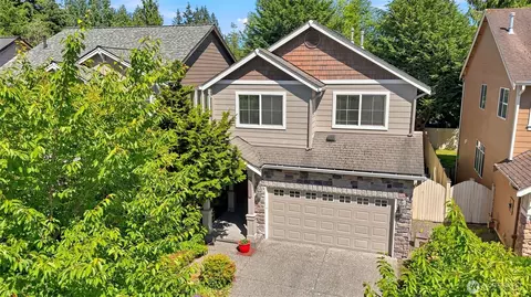 Exterior - 16021 35th Dr SE, Bothell, WA 98012 photo 5 of 10