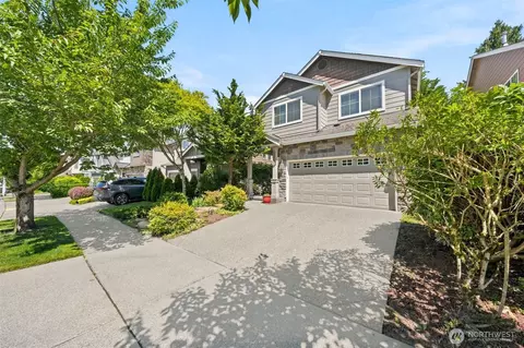Exterior - 16021 35th Dr SE, Bothell, WA 98012 photo 3 of 10