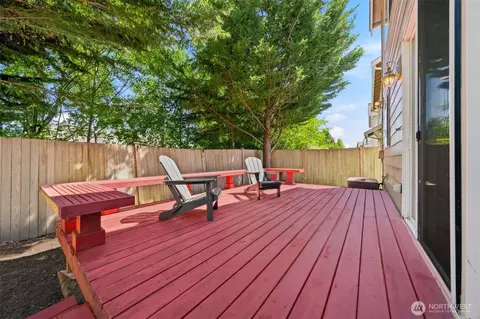 Exterior - 16021 35th Dr SE, Bothell, WA 98012 photo 8 of 10