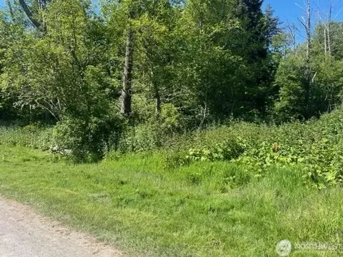 94 F Tulalip Way, Hat Island, WA 98260