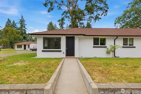 14402 Washington Ave SW #4, Lakewood, WA 98498