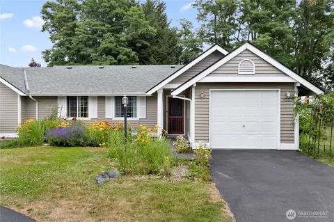 9223 105th Avenue Ct SW, Tacoma, WA 98498