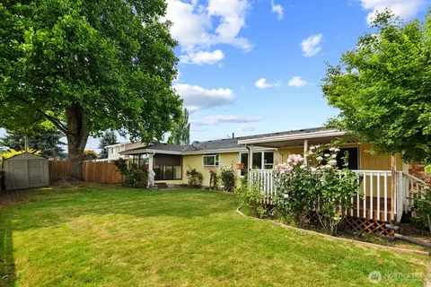 Exterior - 15612 63rd Street Ct E, Sumner, WA 98390 photo 3 of 5