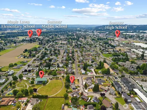 View/Area - 15612 63rd Street Ct E, Sumner, WA 98390 photo 3 of 5