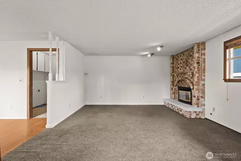 Living - 15612 63rd Street Ct E, Sumner, WA 98390 photo 7 of 10
