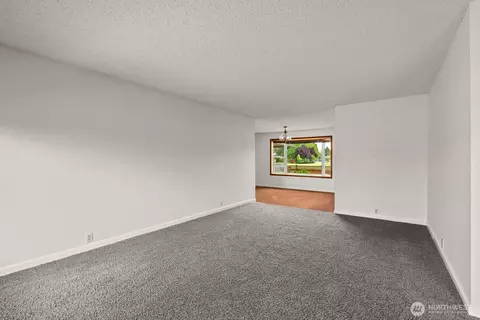 Living - 15612 63rd Street Ct E, Sumner, WA 98390 photo 2 of 10