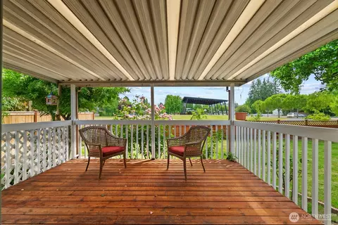 Exterior - 15612 63rd Street Ct E, Sumner, WA 98390 photo 5 of 5