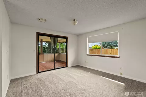 Bedroom - 15612 63rd Street Ct E, Sumner, WA 98390 photo 5 of 6