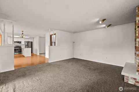 Living - 15612 63rd Street Ct E, Sumner, WA 98390 photo 8 of 10