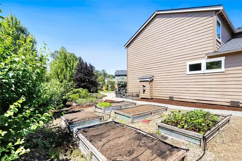 Exterior - 1001 Van Ogle Ln NW, Orting, WA 98360 photo 9 of 11