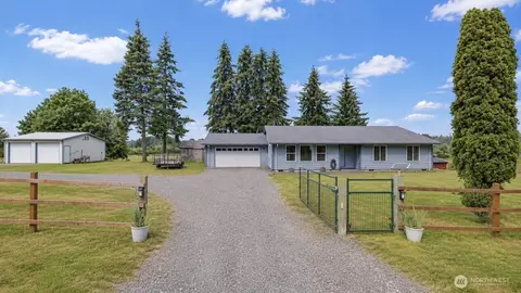 11425 Patsy Dr SE, Olympia, WA 98501