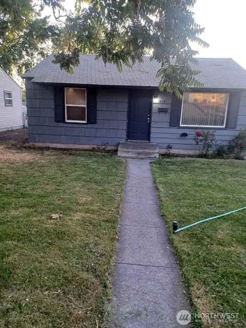 410 W Ridge Rd, Moses Lake, WA 98837