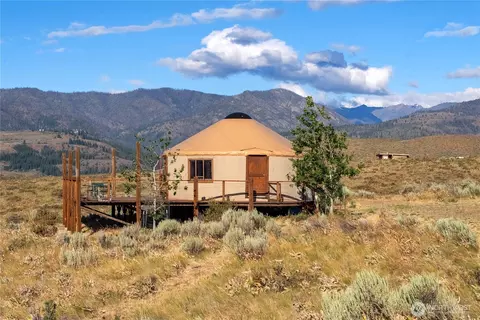 35 Chewuch Heights Rd, Winthrop, WA 98862