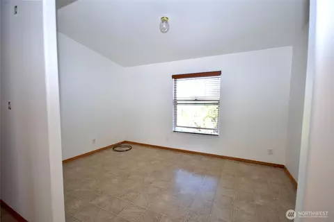Bedroom - 612 N Seventh Ave, Sequim, WA 98382 photo 1 of 3